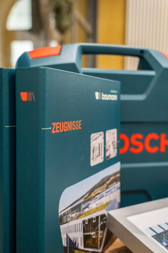 Zeugnisse